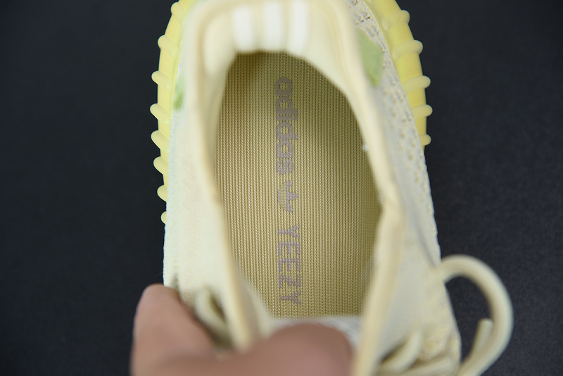 ad*s Y**zy boost 350 v2 “flax” fx9028