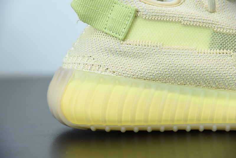 ad*s Y**zy boost 350 v2 “flax” fx9028