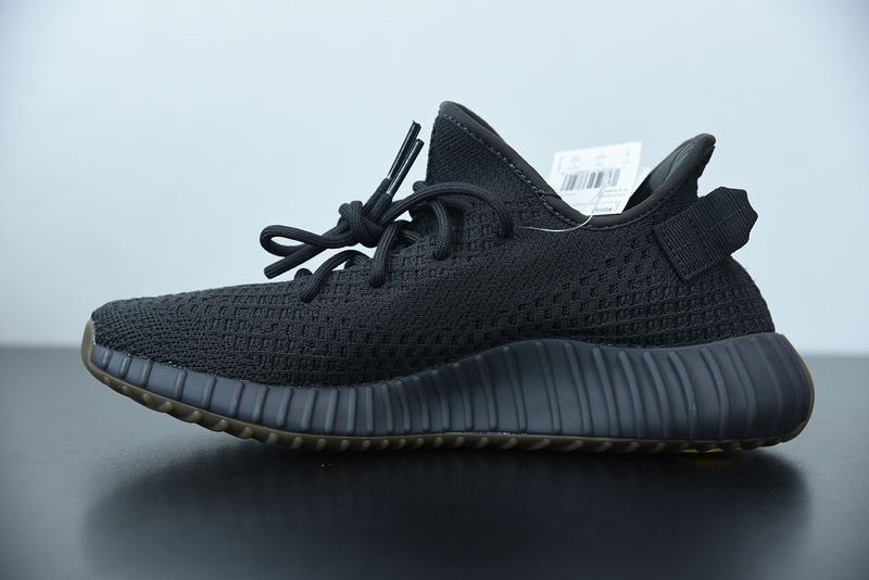 ad*s Y**zy boost 350 v2 cinder non-reflective fy2903