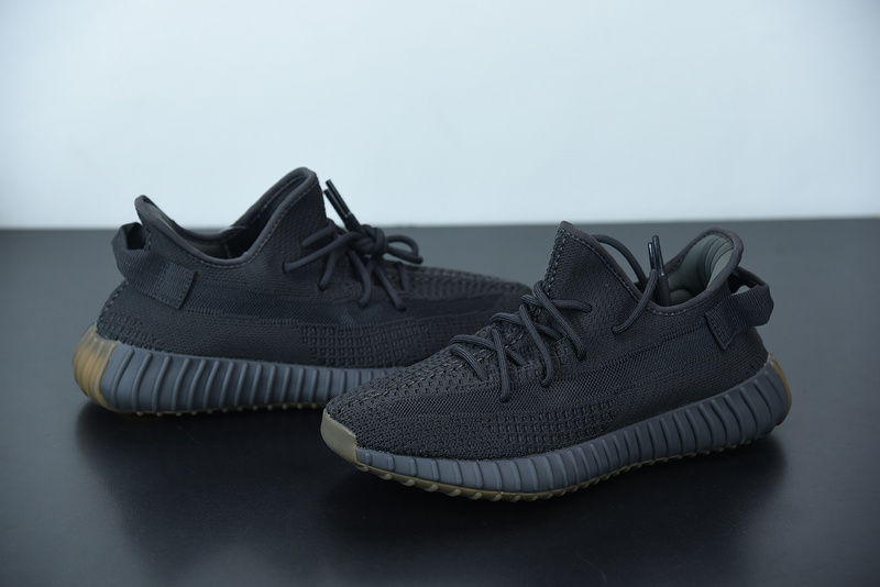 ad*s Y**zy boost 350 v2 cinder non-reflective fy2903