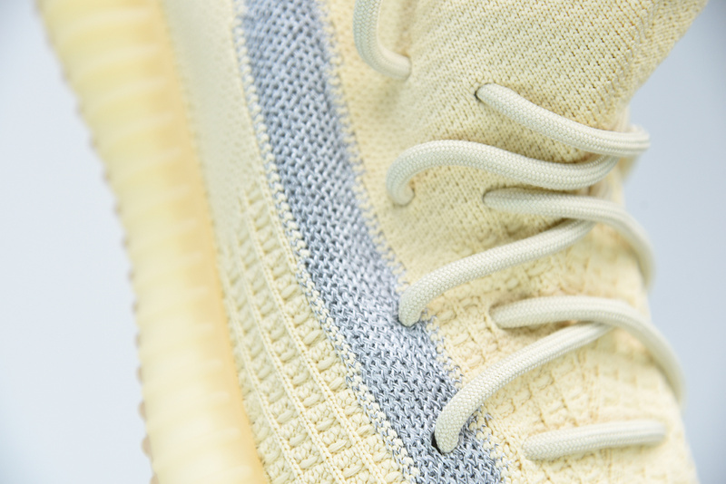 ad*s Y**zy boost 350 v2 “linen” fy5158