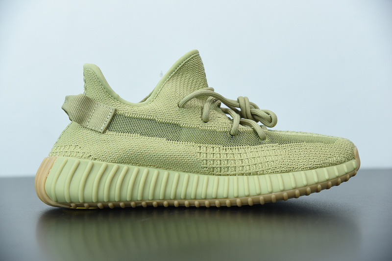 ad*s Y**zy boost 350 v2 sulfur fy5346