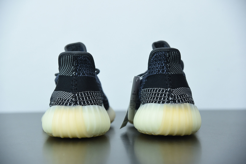 ad*s Y**zy boost 350 v2 “carbon” fz5000