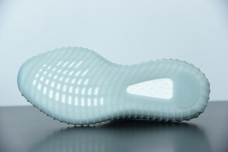 ad*s Y**zy boost 350 v2 ash blue gy7657