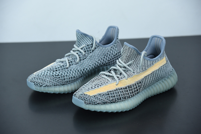 ad*s Y**zy boost 350 v2 ash blue gy7657