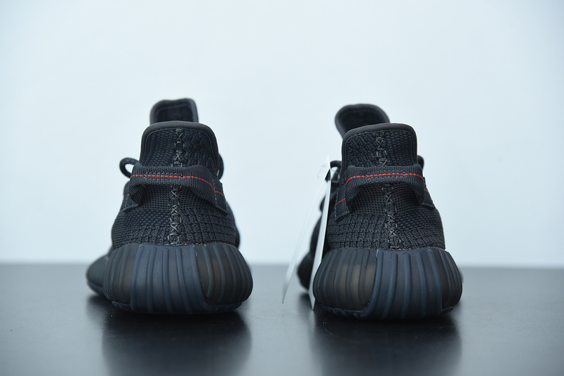 ad*s Y**zy boost 350 v2 non-reflective fu9006