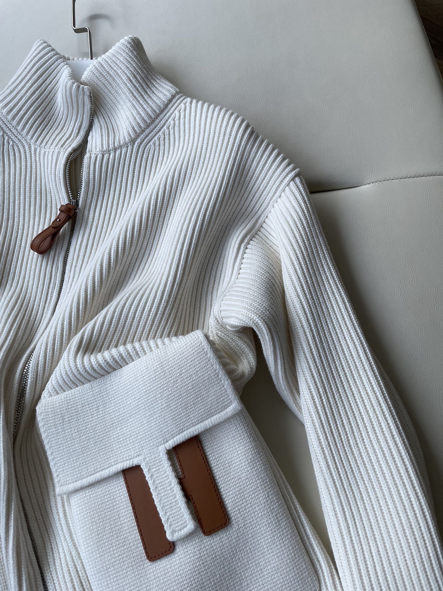 H**me5 fallwinter leather-patch stand collar knit sweater jacket