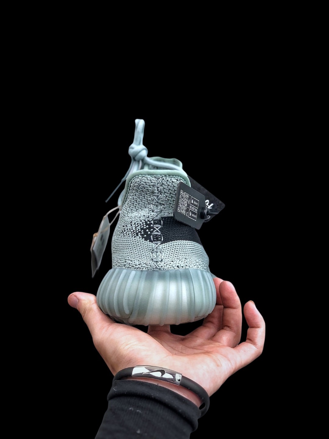 ad*s Y**zy boost 350 v2 jade ash hq2060