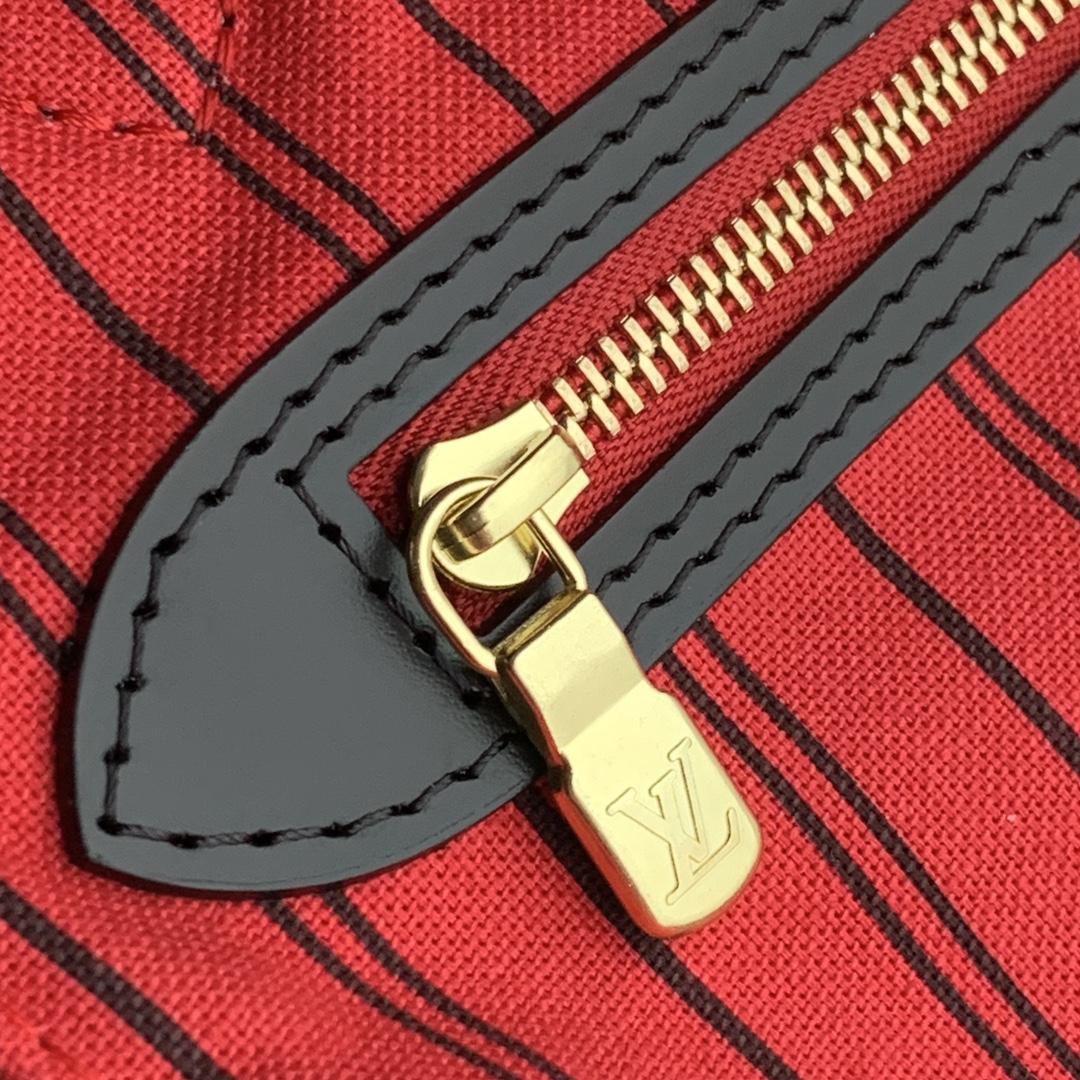 l0*is V*t0n neverfull mm (red inside) -32*29*17cm