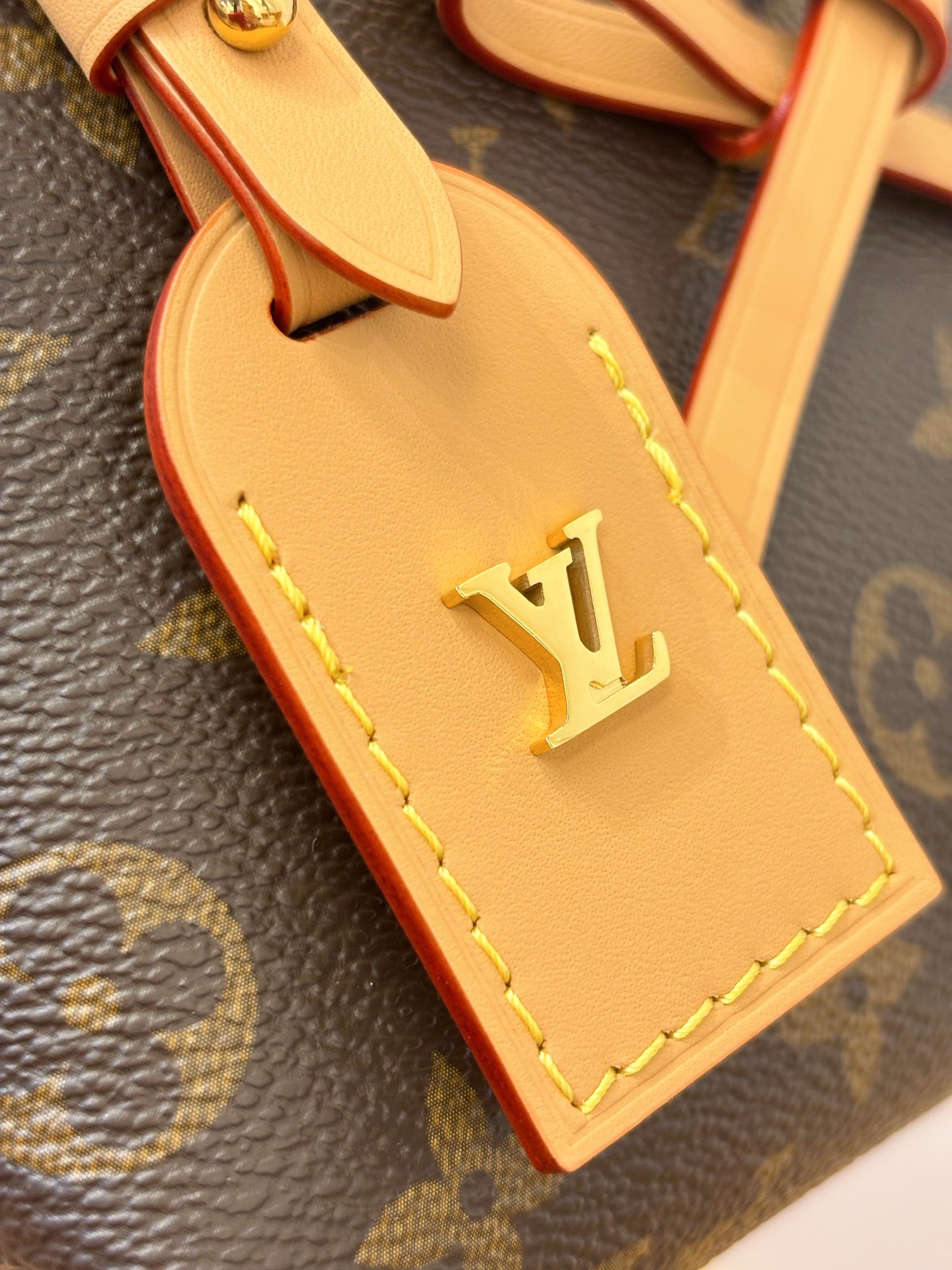L0vis Vvtt0n Nano CarryAll Monogram - Wallets and Small Leather-16 x 15 x 9.5CM