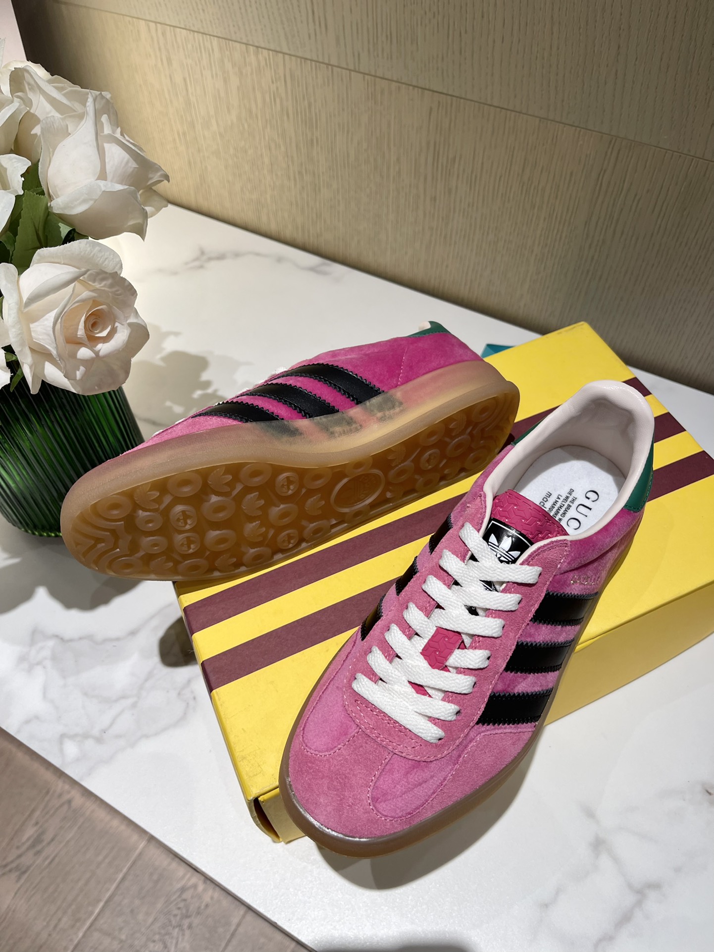 ad*sxG*u*i sneakers
