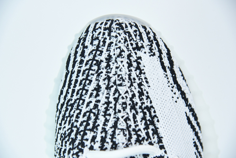 ad*s Y**zy boost 350 v2 "zebra" cp9654