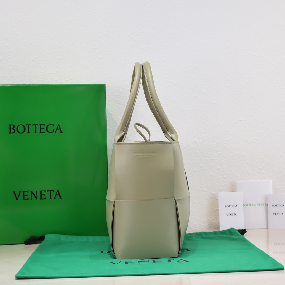 Bo*te*ga arco tote-30x20x11.5cm