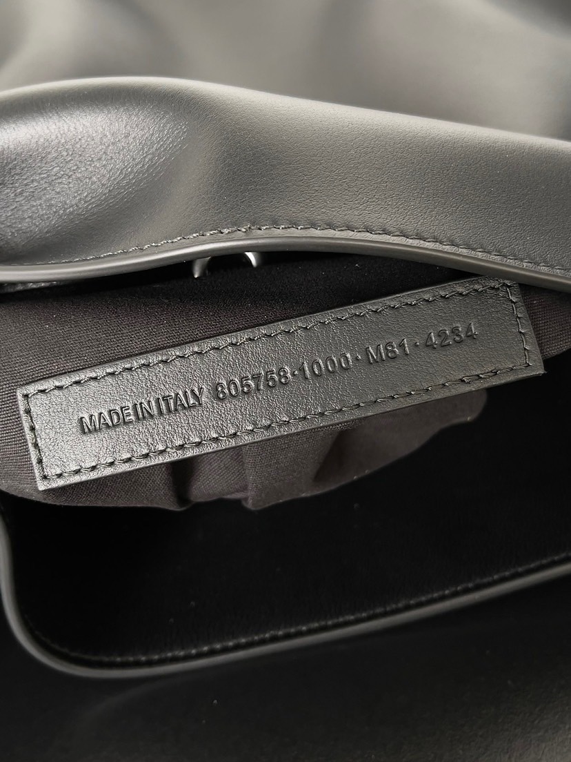 Balenciag Bel Air Shoulder Bag-43.9*39.8*15CM