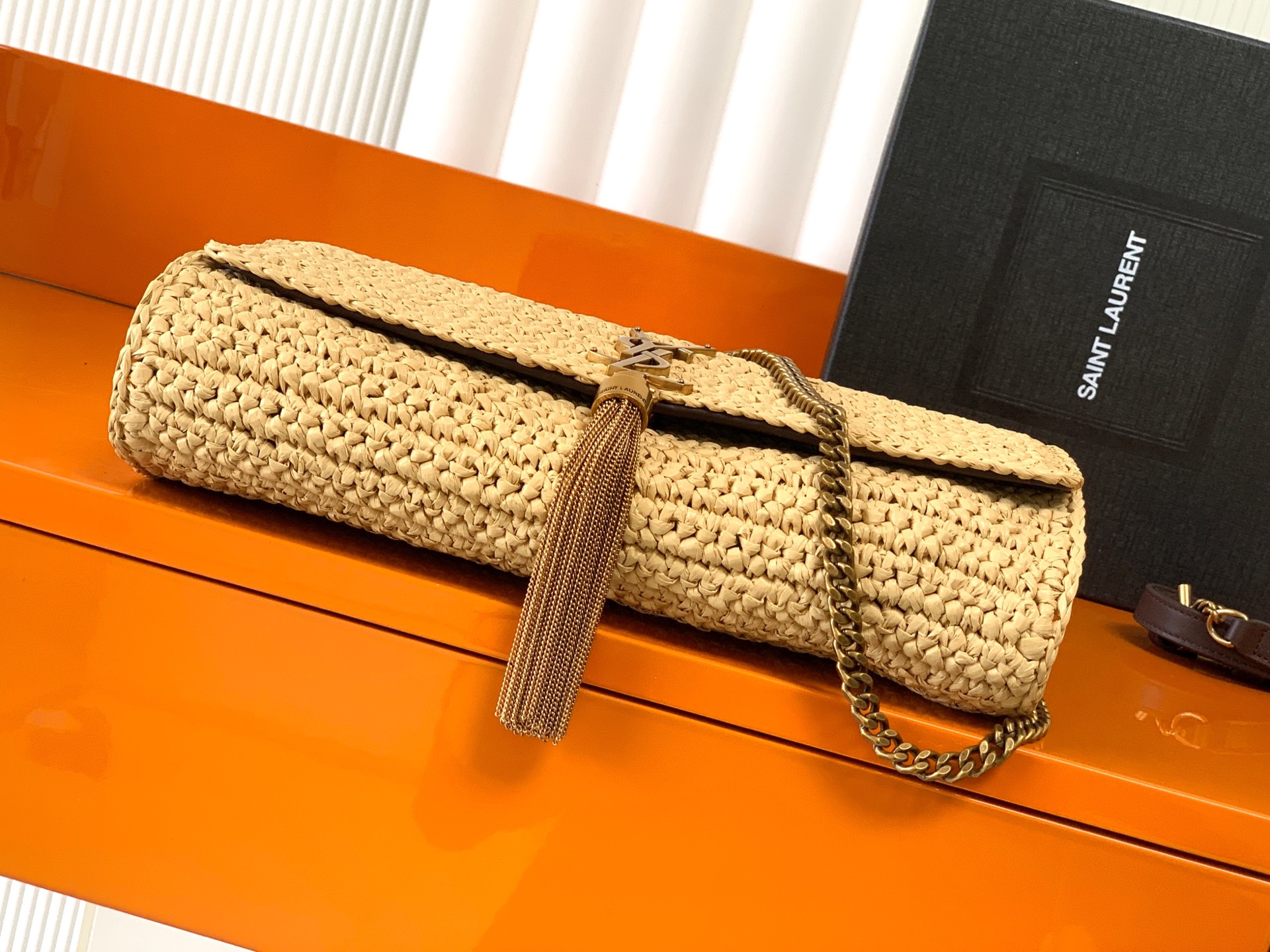 Y51 kate -26x13.5x4.5cm