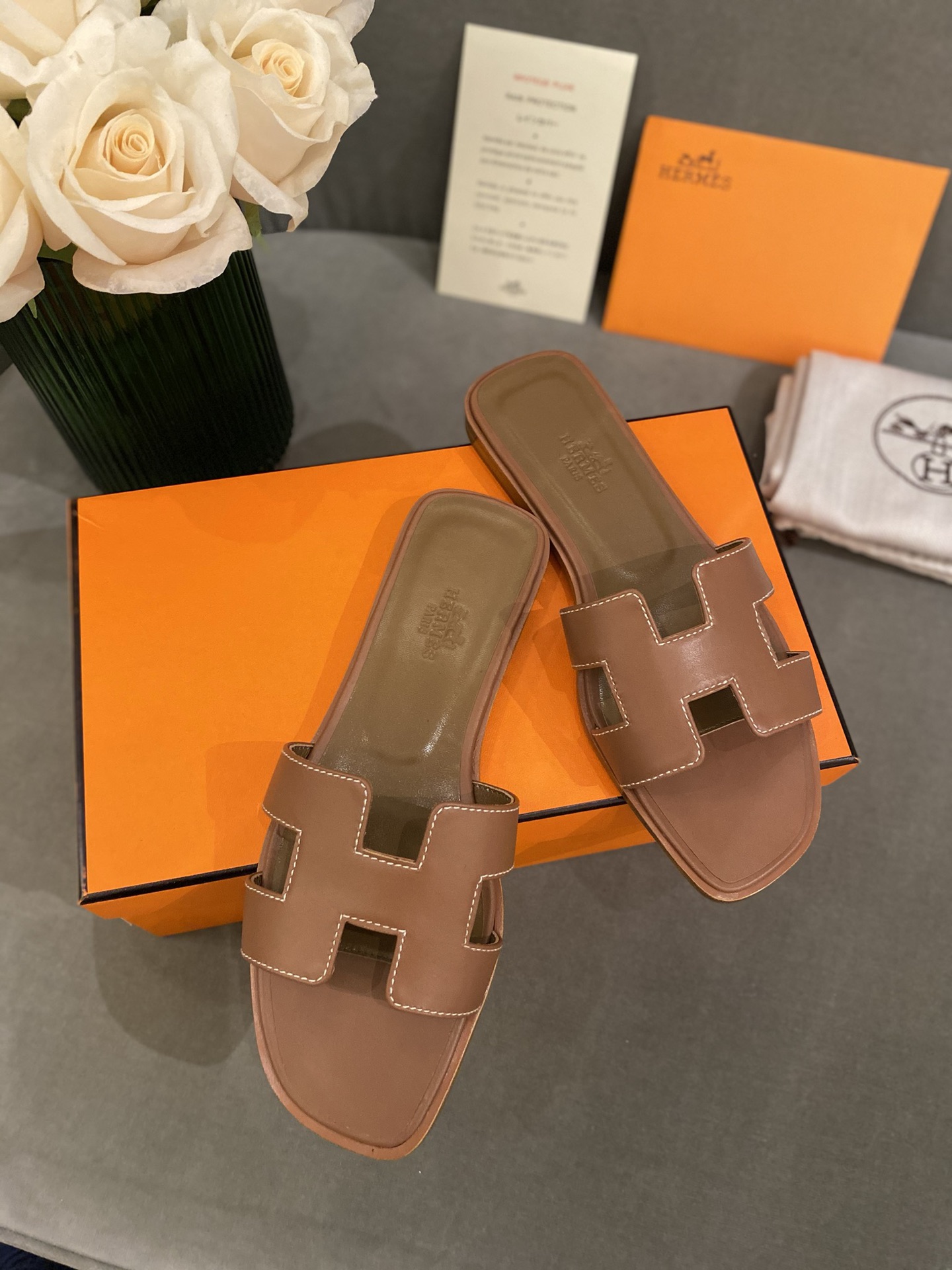 H**mes slippers in smooth leather