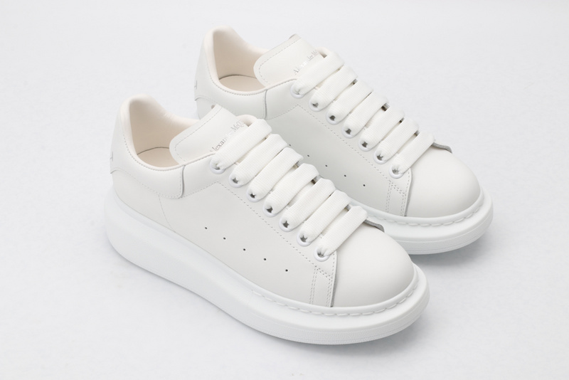 alexander M*Q*en sports shoes