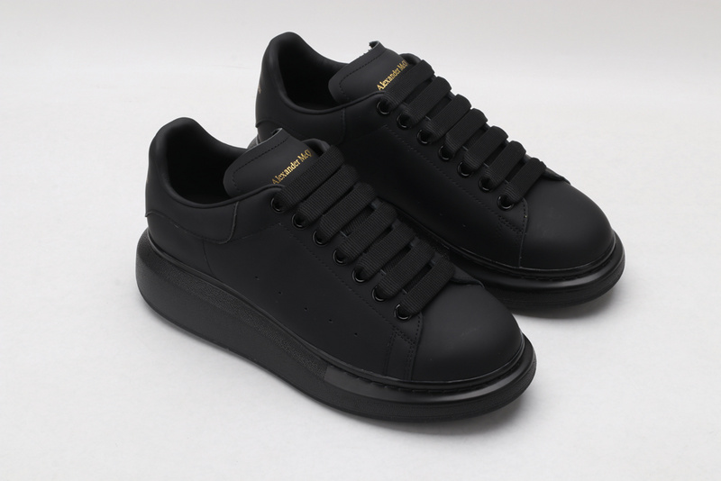 alexander M*Q*en sports shoes