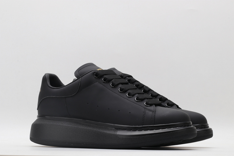 alexander M*Q*en sports shoes