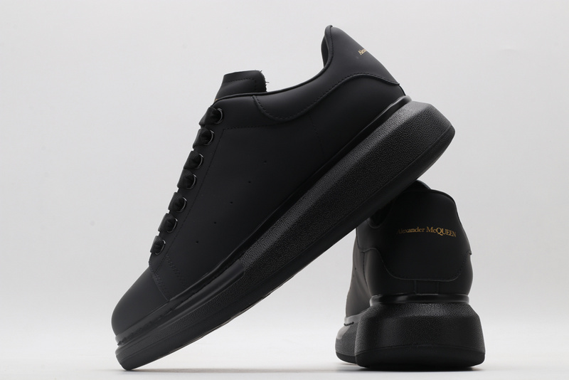 alexander M*Q*en sports shoes