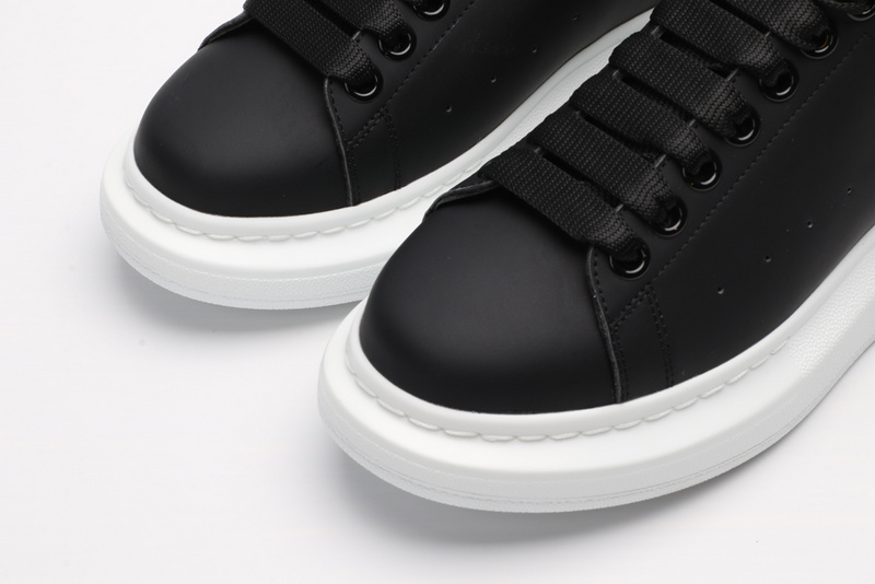 alexander M*Q*en sports shoes