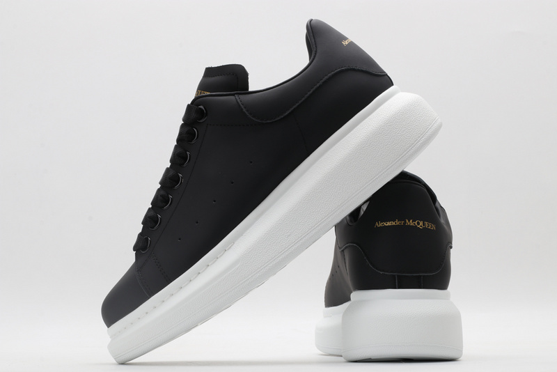 alexander M*Q*en sports shoes