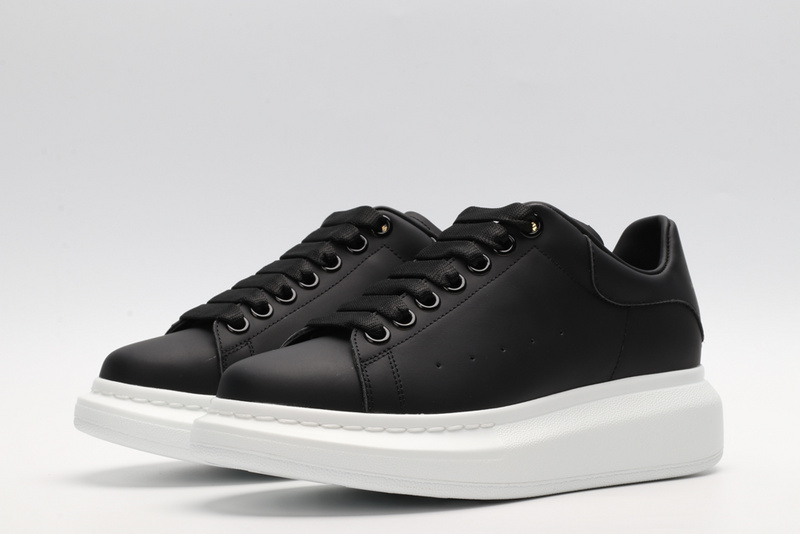 alexander M*Q*en sports shoes