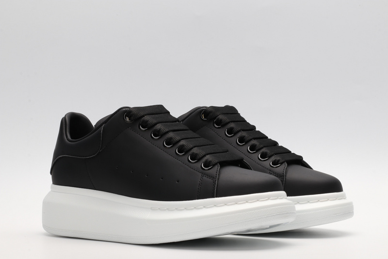 alexander M*Q*en sports shoes