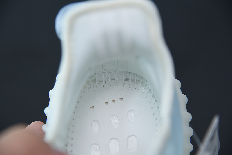 ad*s Y**zy boost 350 v2 sulfur s09d3