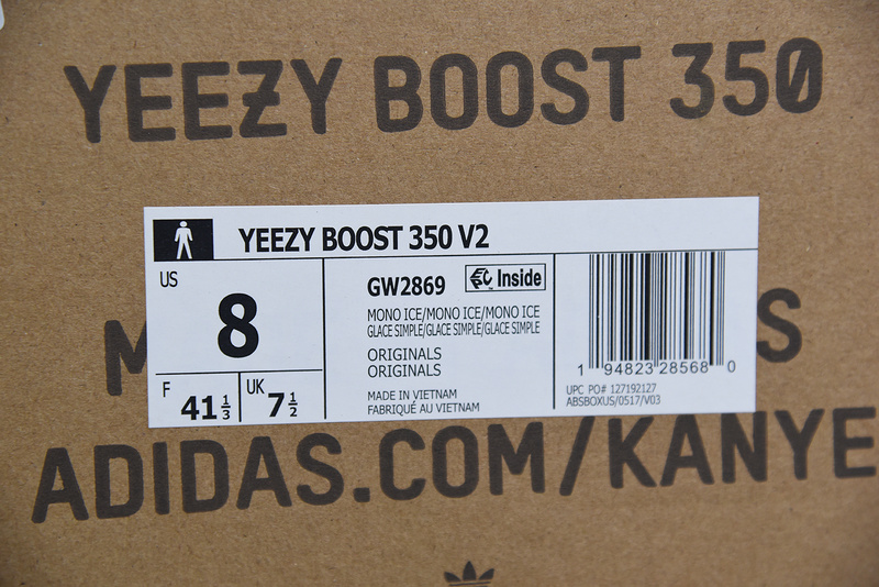 ad*s Y**zy boost 350 v2 sulfur s09d3