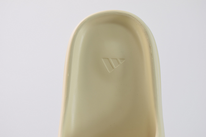 kanye west x ad*s Y**zy slide “resin”fw6345