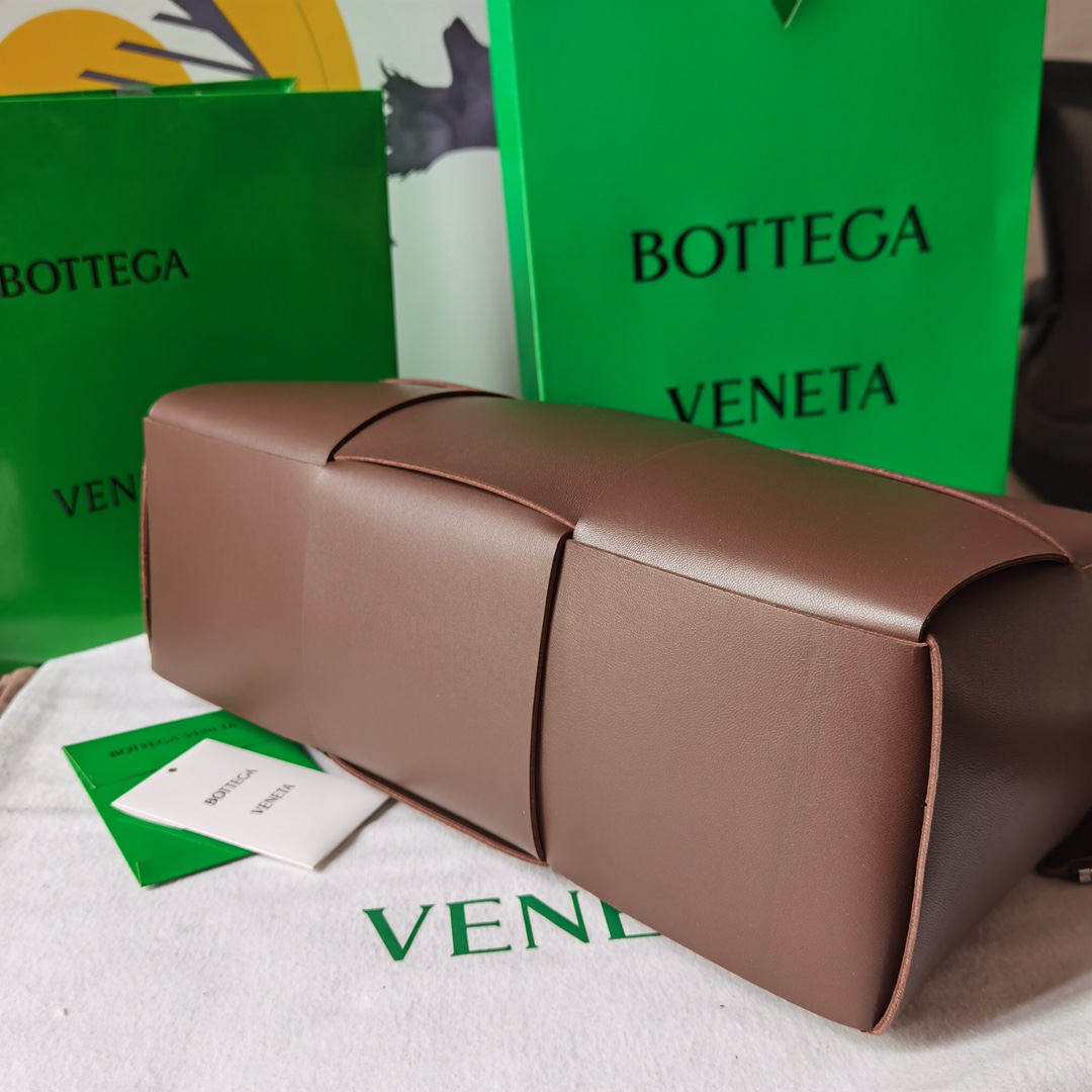 bo*te*ga Ve*ne*ta arco bag-38x14x24.5cm