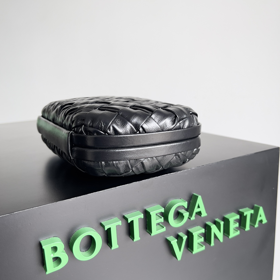 bo*te*ga Ve*ne*ta knot pouch-20.5*6*12.5cm