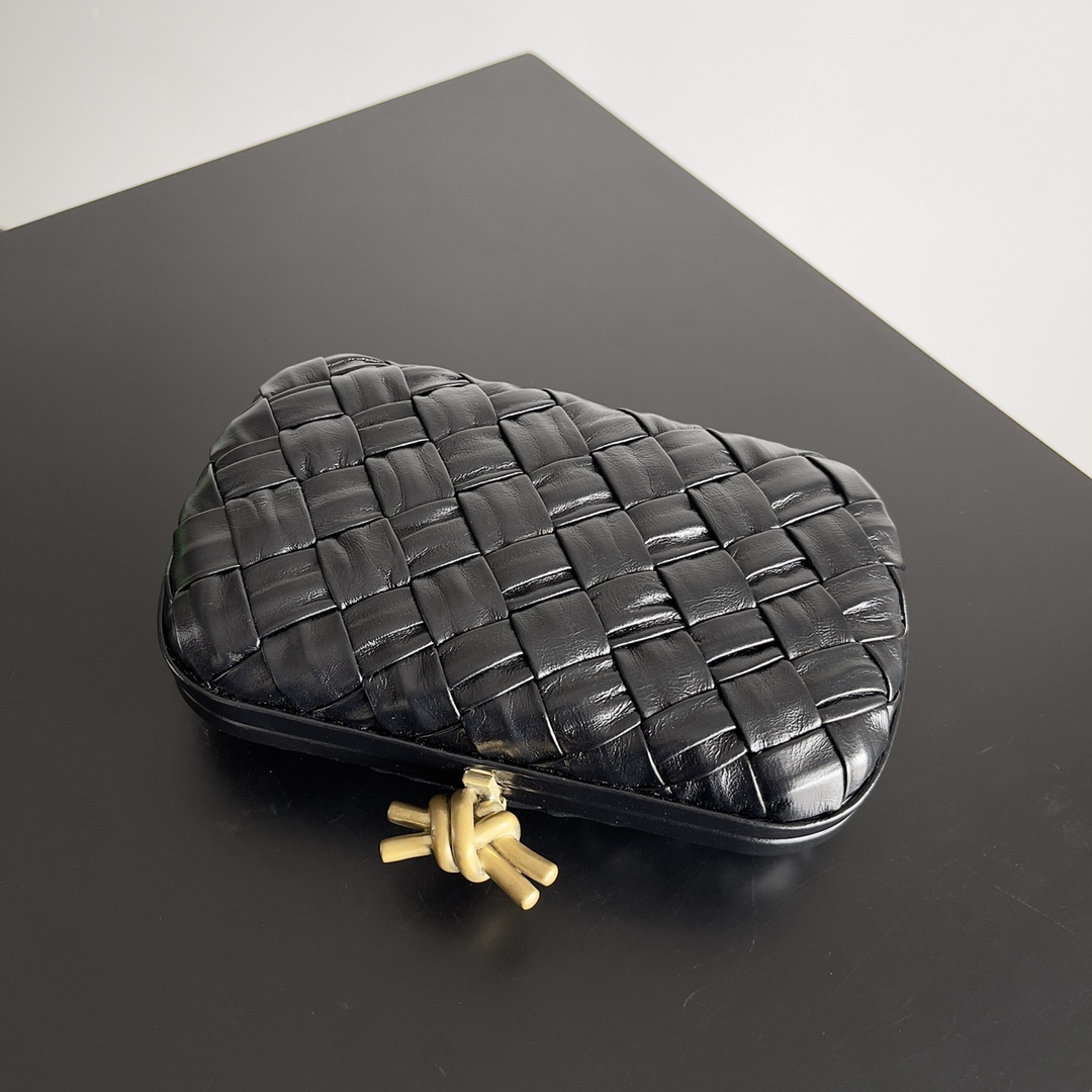 bo*te*ga Ve*ne*ta knot pouch-20.5*6*12.5cm