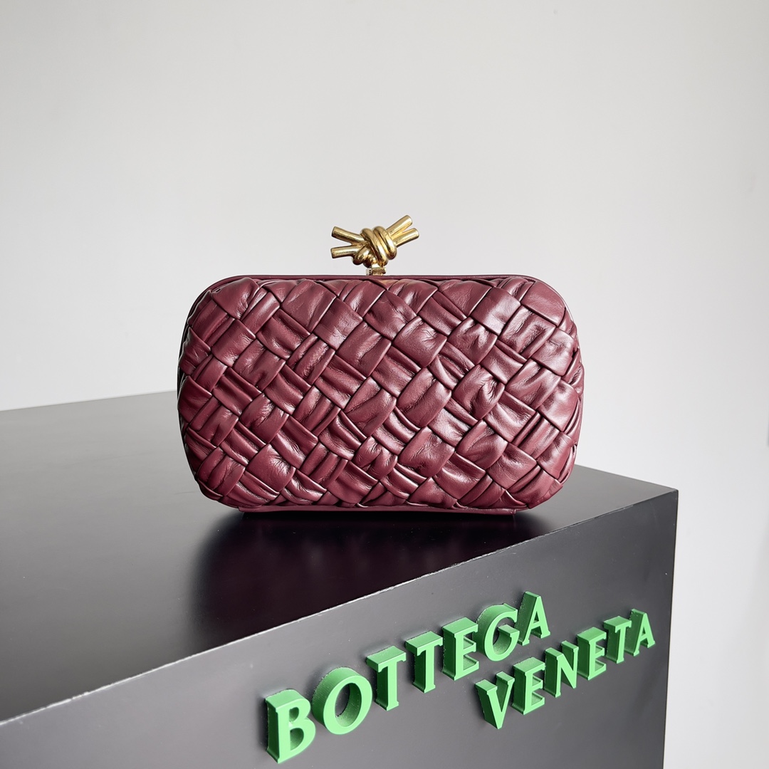 bo*te*ga Ve*ne*ta knot pouch-20.5*6*12.5cm