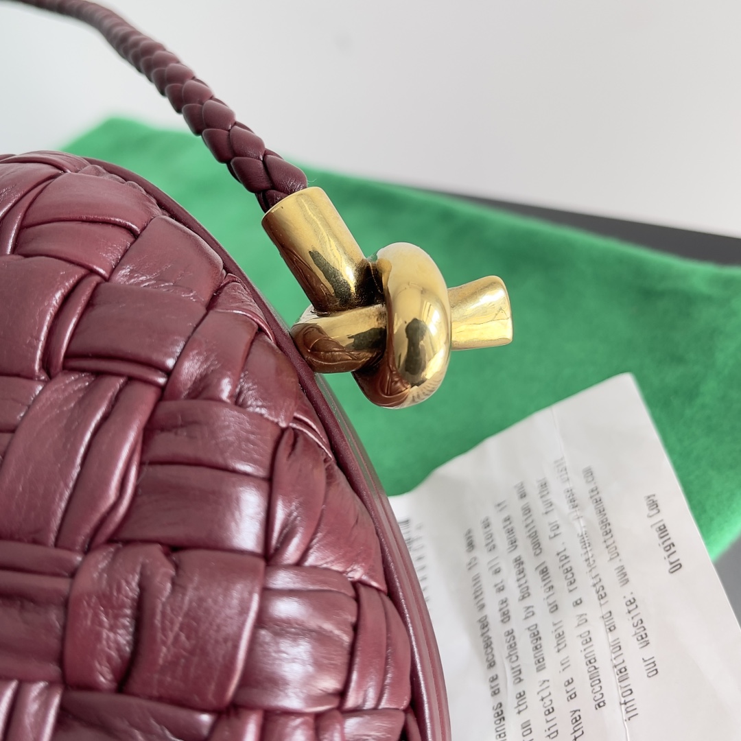 bo*te*ga Ve*ne*ta knot pouch-20.5*6*12.5cm