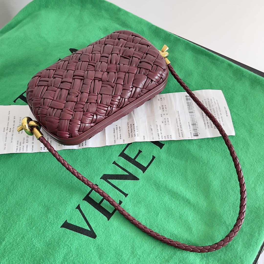 bo*te*ga Ve*ne*ta knot pouch-20.5*6*12.5cm