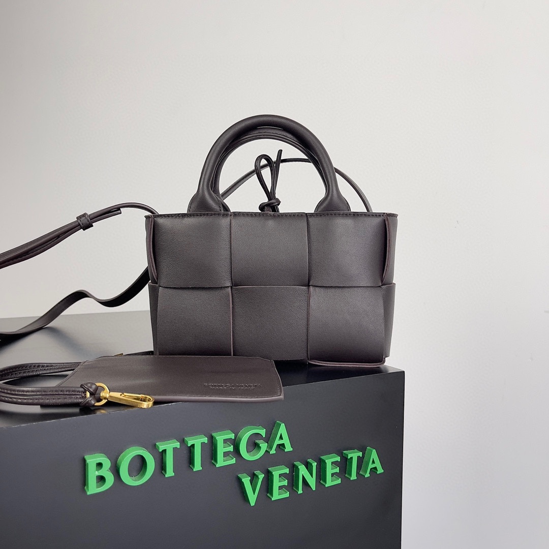 bo*te*ga Ve*ne*ta tote bag-20*7*13cm