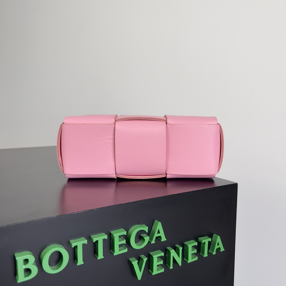 bo*te*ga Ve*ne*ta tote bag-20*7*13cm