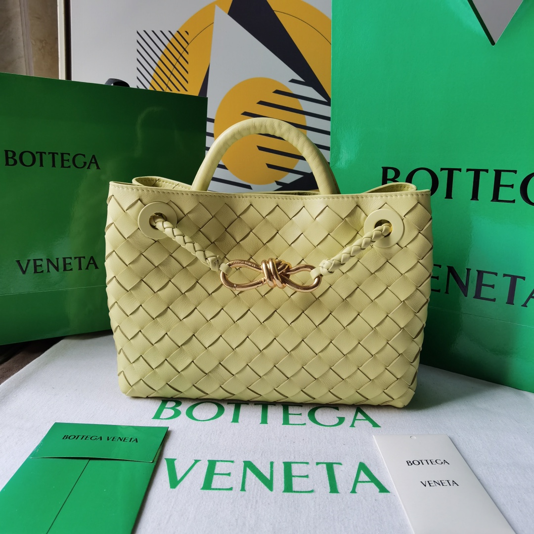 bo*te*ga Ve*ne*tatote-22*25*10.5cm