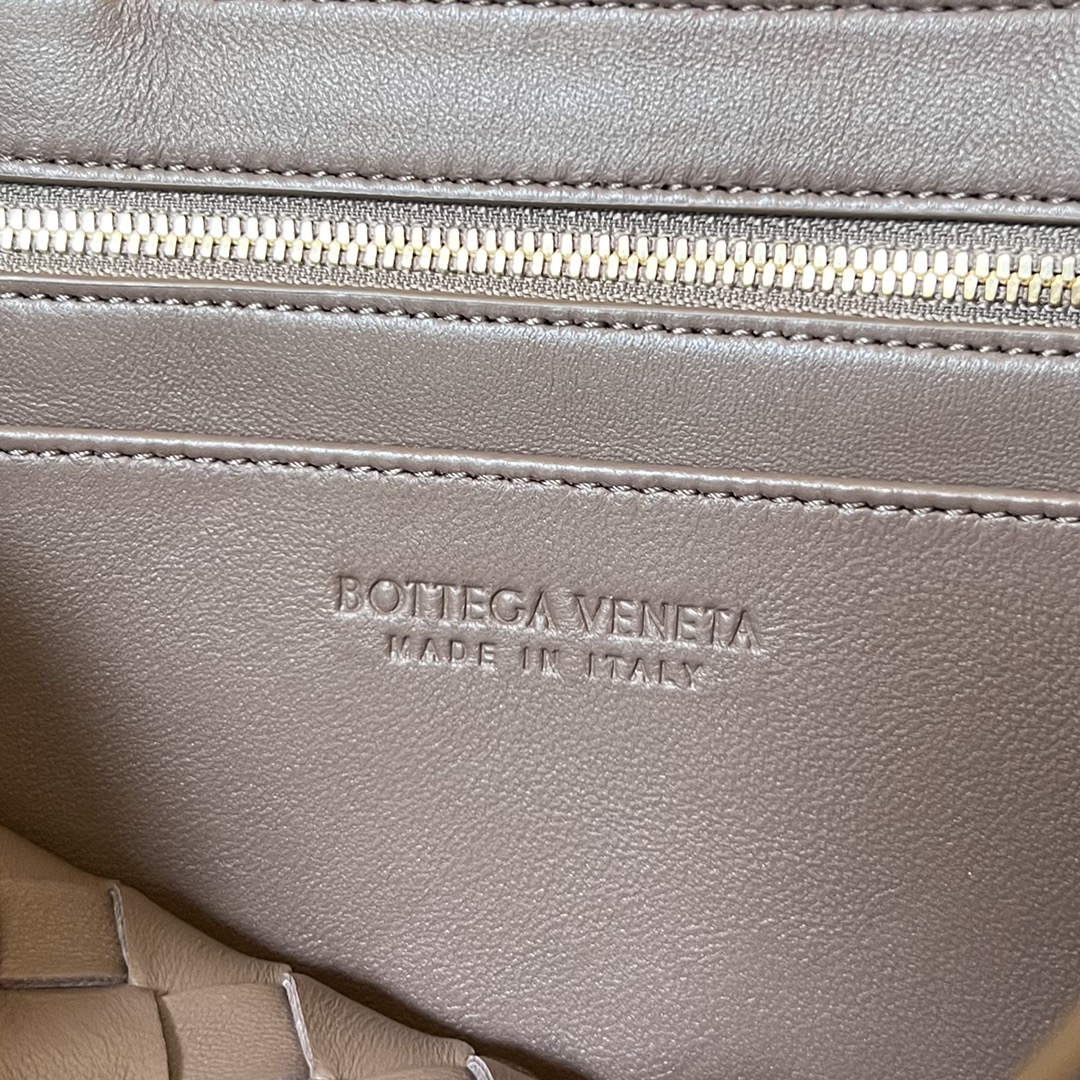 bo*te*ga Ve*ne*ta andiamo-29*18*10cm