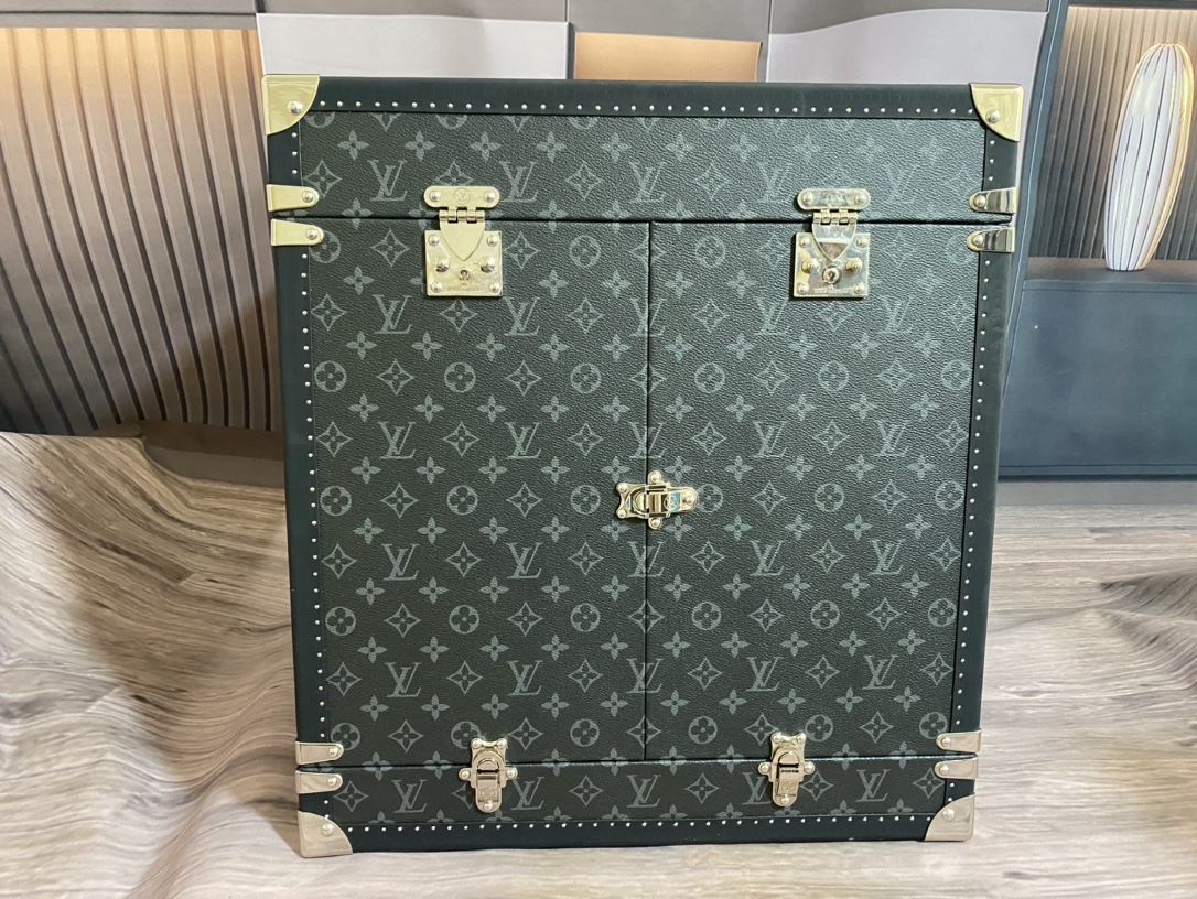 l0*is V*t0n custom order small wine box (black flower + grey)-46*37*50cm