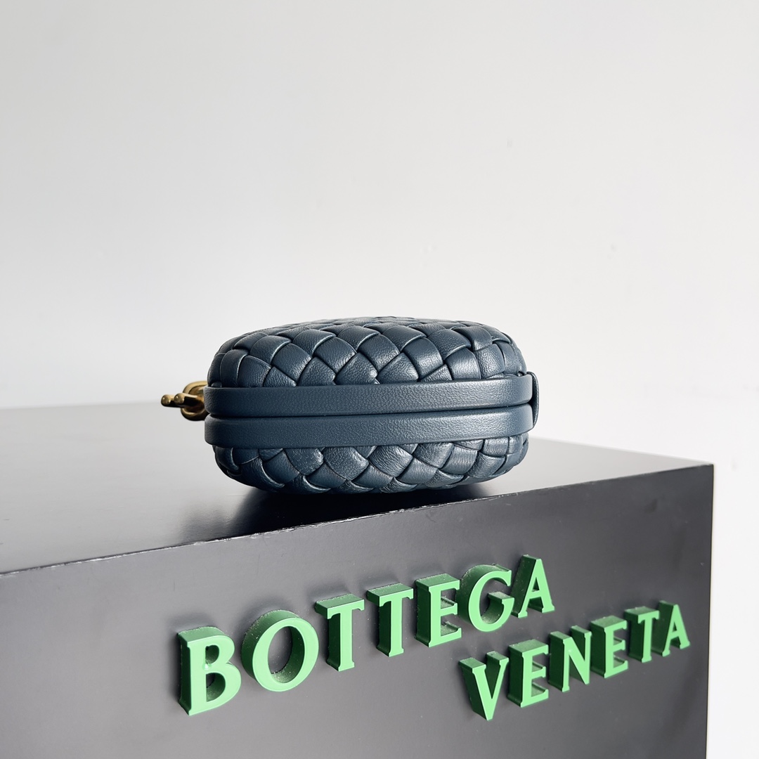 bo*te*ga Ve*ne*ta knot pouch-20.5*6*12.5cm