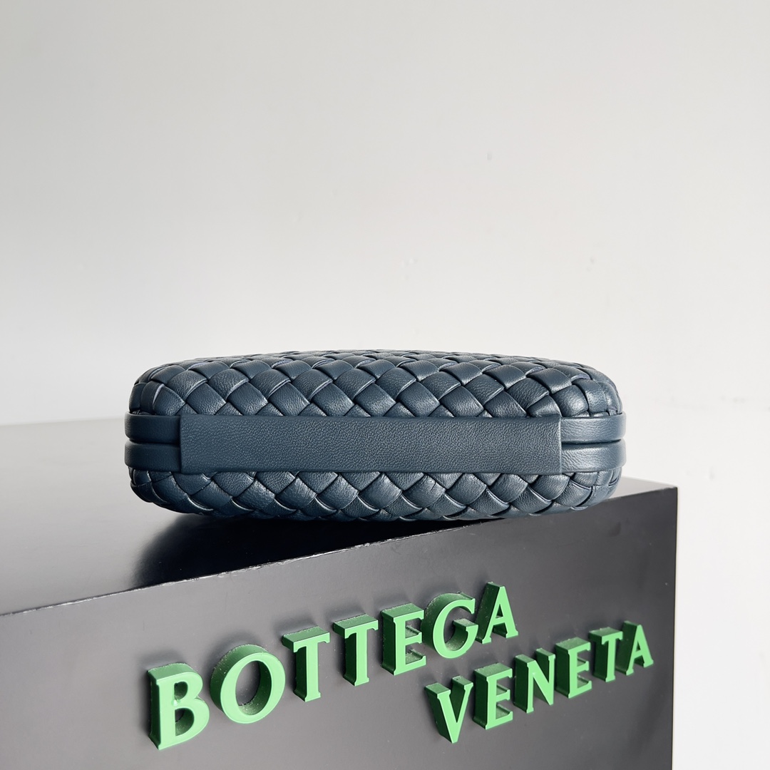 bo*te*ga Ve*ne*ta knot pouch-20.5*6*12.5cm