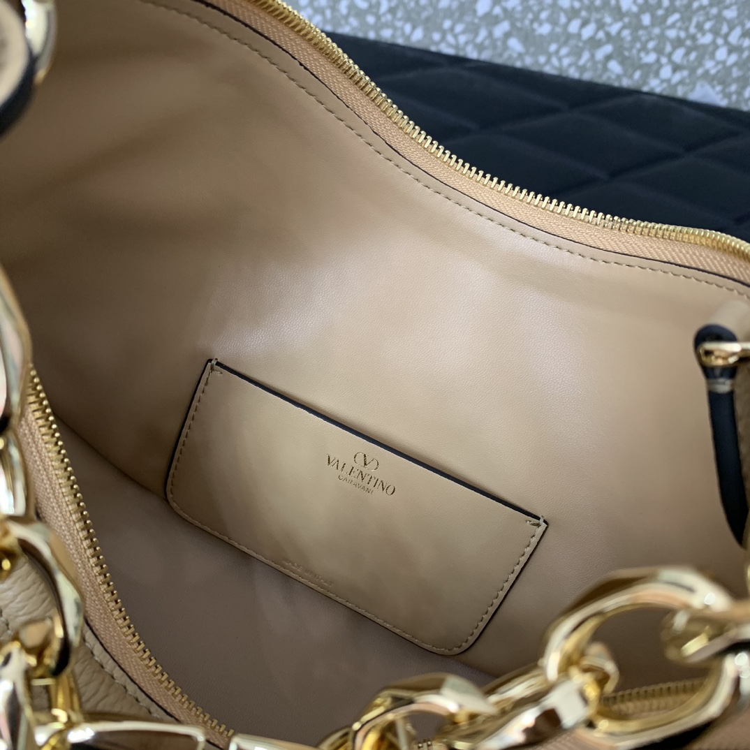 Valentino Garavani Vlogo MoonHobo Tote-29x23x11CM