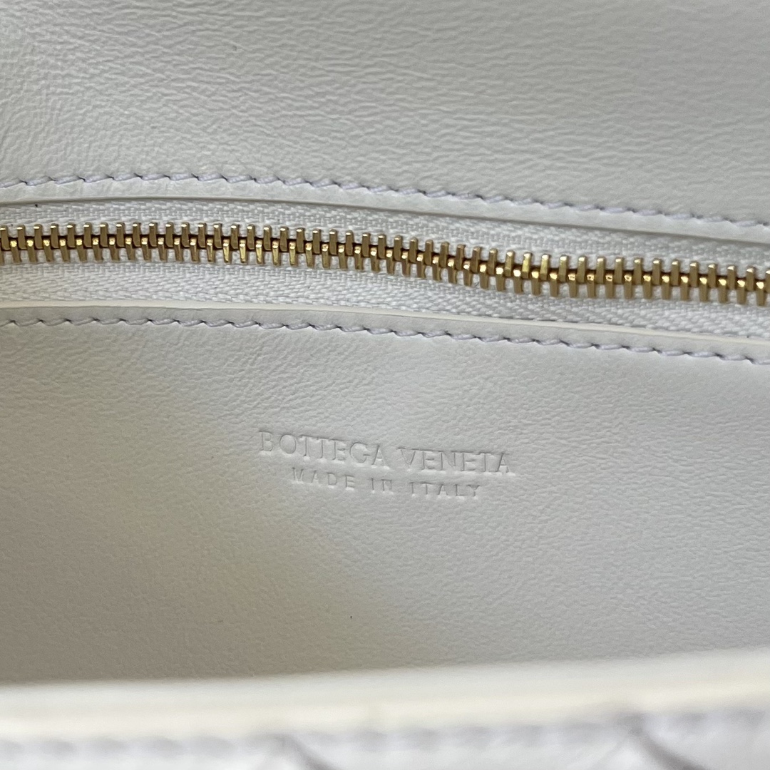 bo*te*ga Ve*ne*ta andiamo crossbody bag-21.5*13.5*4.5cm