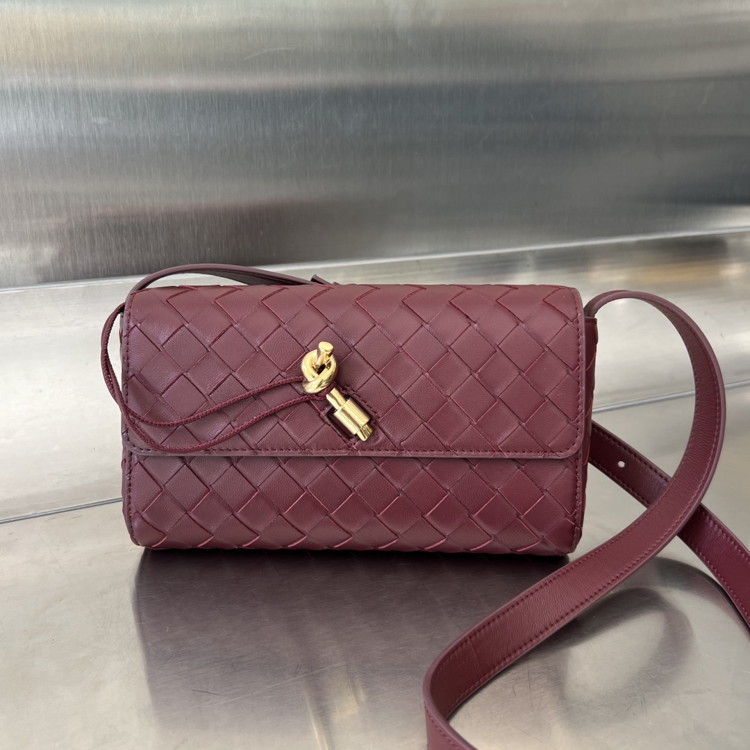 bo*te*ga Ve*ne*ta andiamo crossbody bag-21.5*13.5*4.5cm