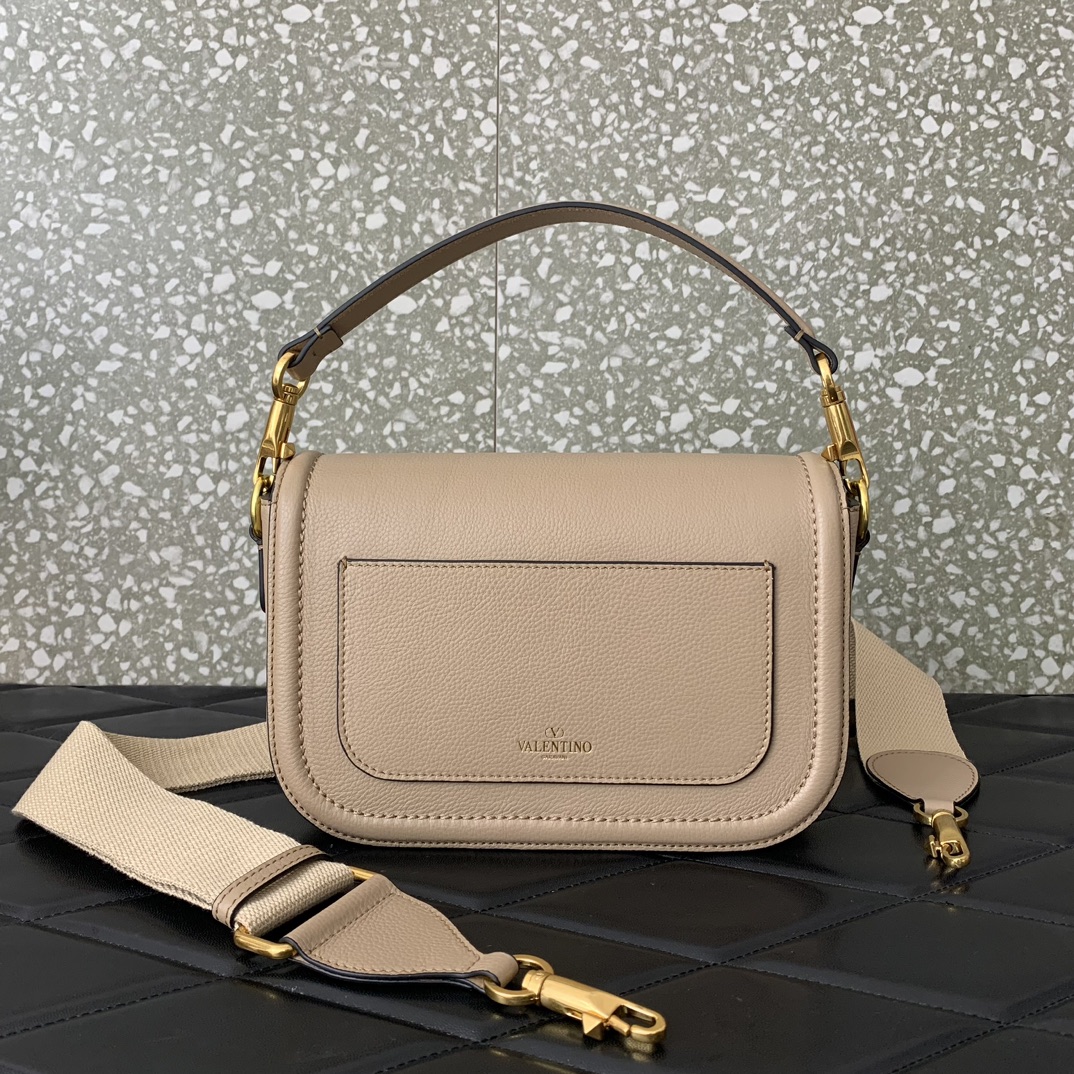Valentino Garavani Allnite Bag-23.5✖️18✖️8CM