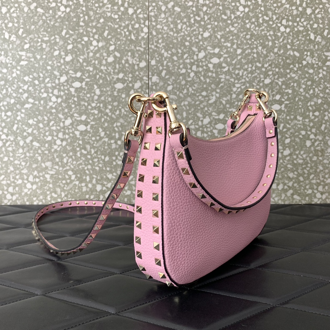 Valentino Garavani Rockstud Hobo Bag-6✖️4✖️16CM