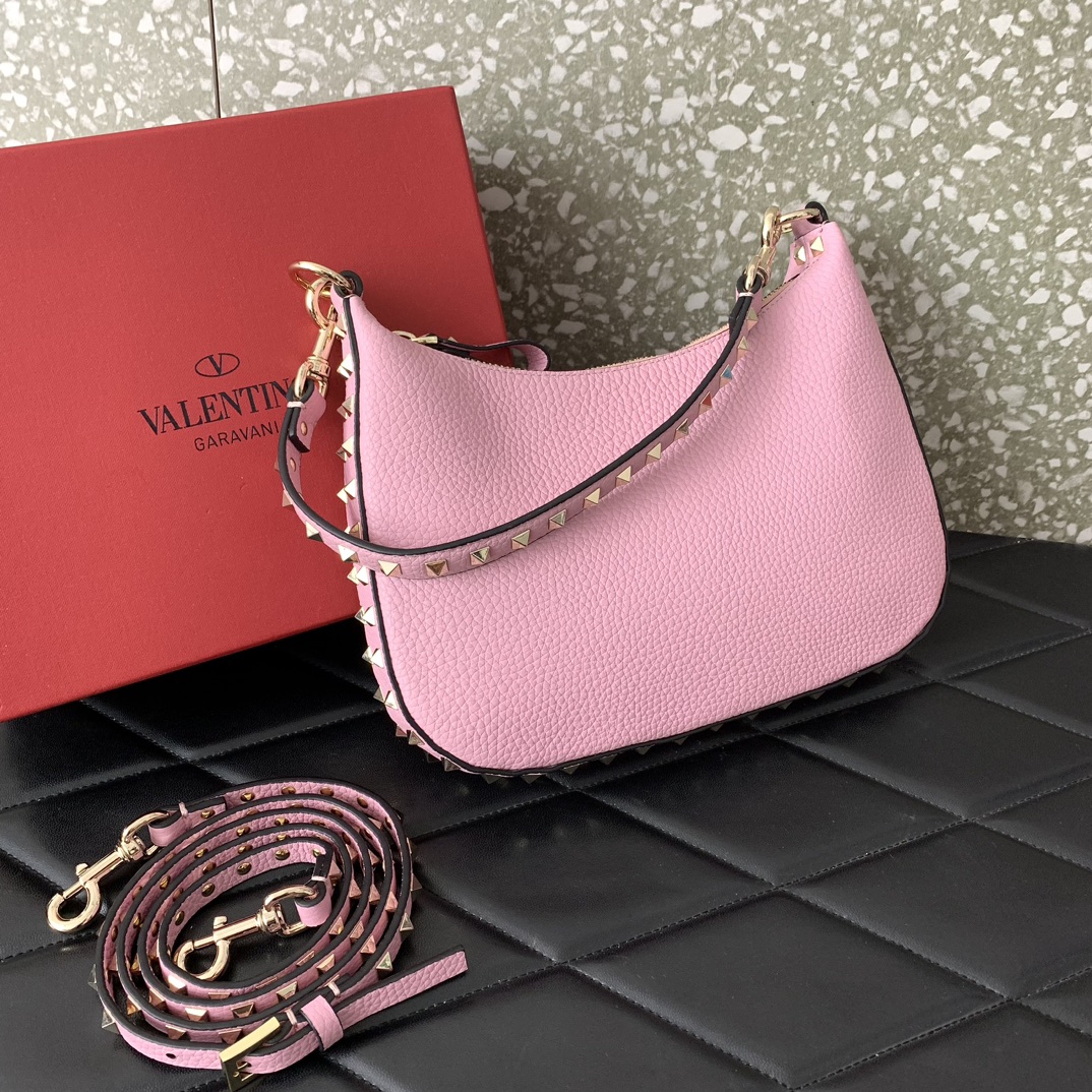 Valentino Garavani Rockstud Hobo Bag-6✖️4✖️16CM